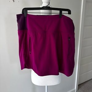 Athleta Women's Magenta Skort